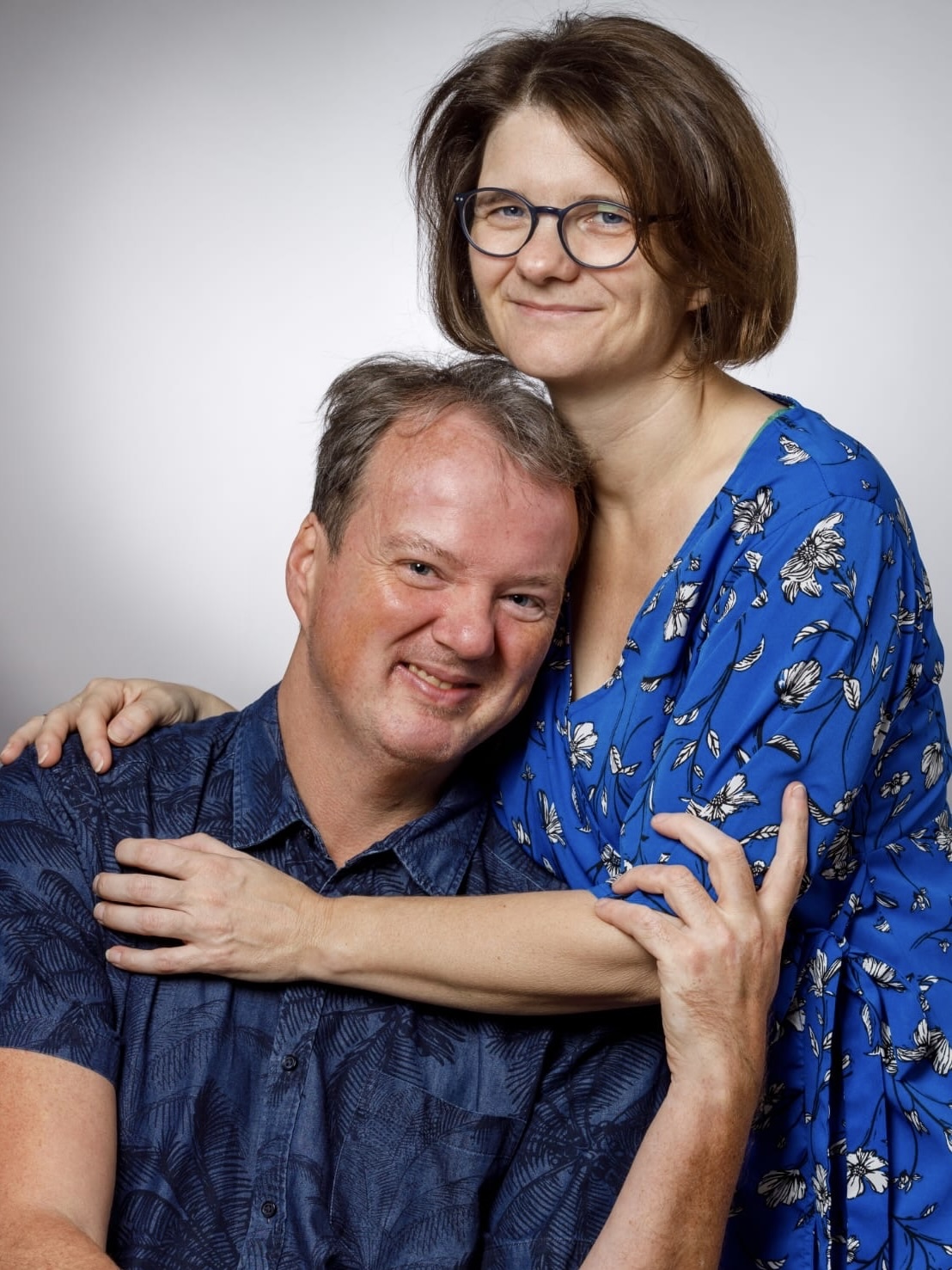 Carina und Sven sind das Dream-Team der Kuschelpartys in Hannover und Braunschweig. Seit Jahren halten Sie einen Raum der Sicherheit und Freude. Willkommen.