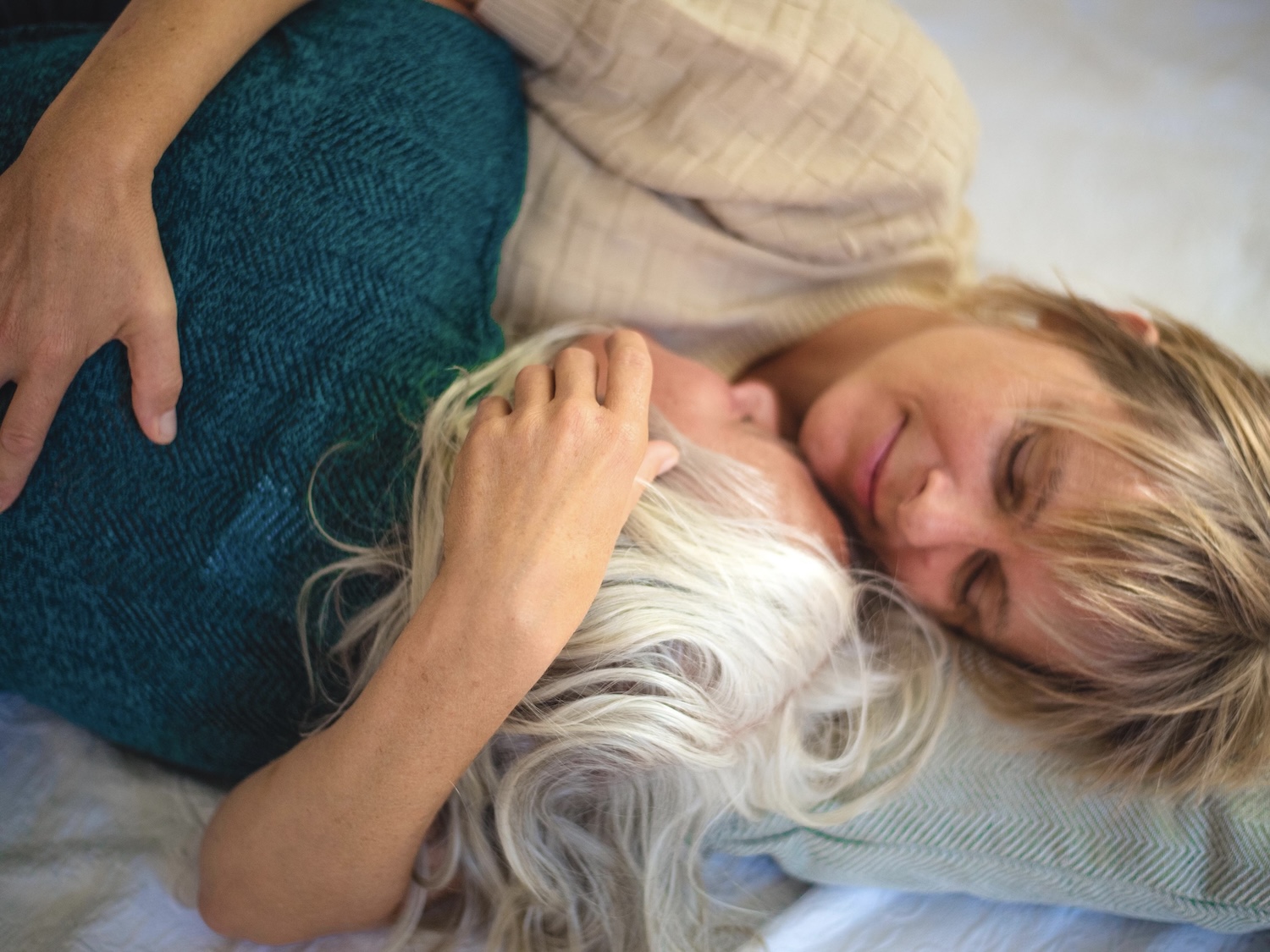 Professionelle Kuscheltherapie als achtsames Angebot für Nähe und Berührung